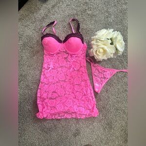 Vibrant Pink Lace Chemise with Black Accents, size small, NWOT